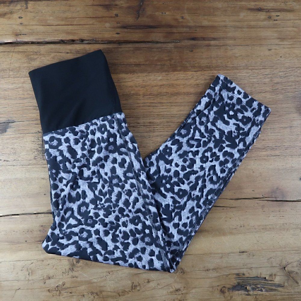 RUBBERDOLL BLACK & GREY LEOPARD PRINT HIGH WAIST CAPRI WORK OUT LEGGINGS SIZE S